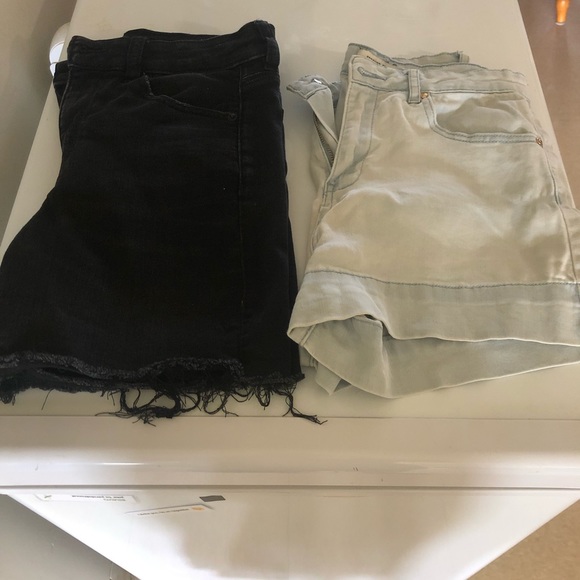 Clothes - Picture 2 of 16